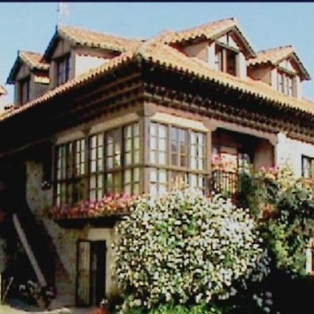 Posada La Casona De Ucieda Exterior foto